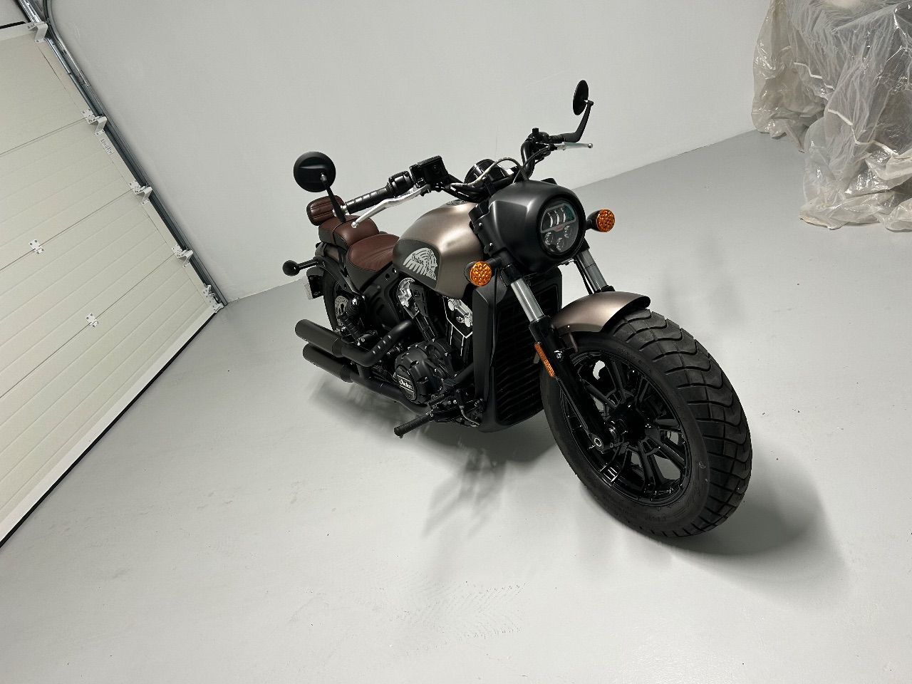 Photo INDIAN SCOUT BOBBER