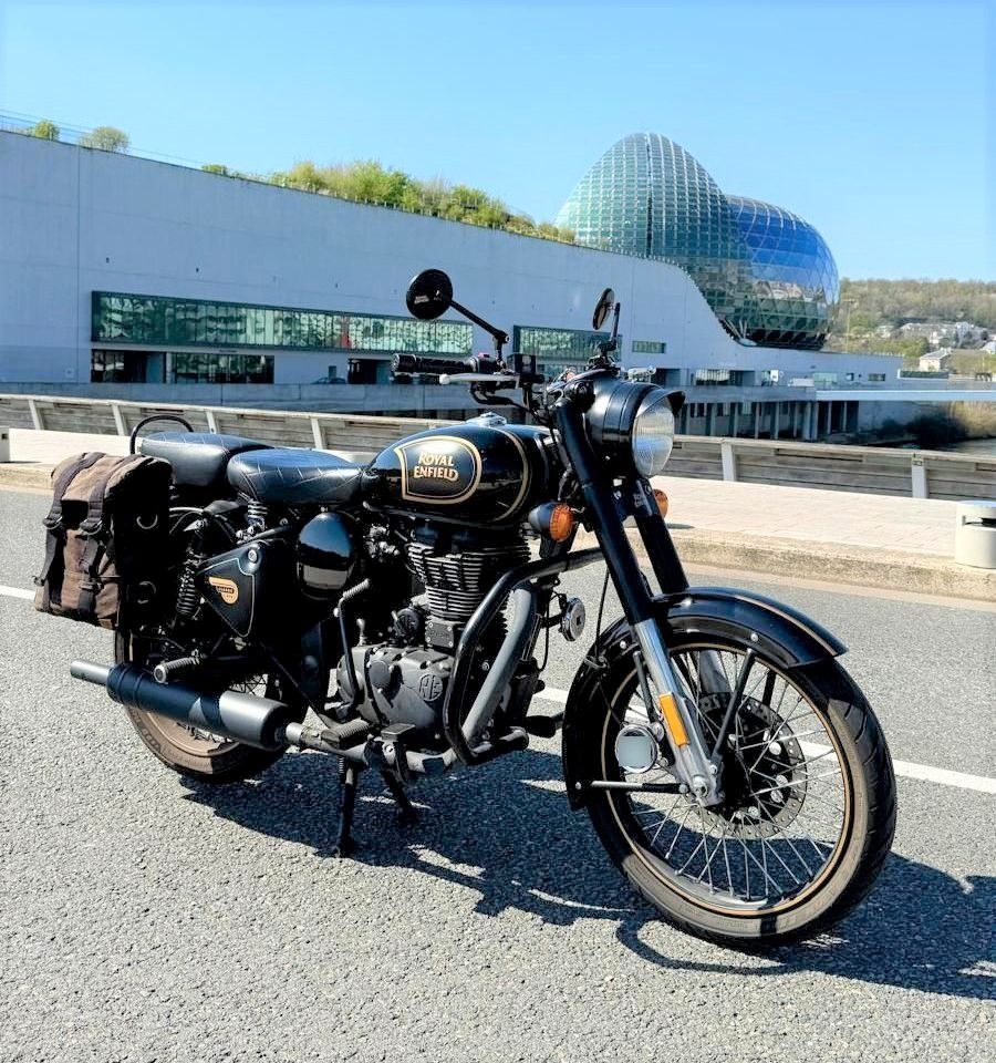 Photo ROYAL ENFIELD BULLET -