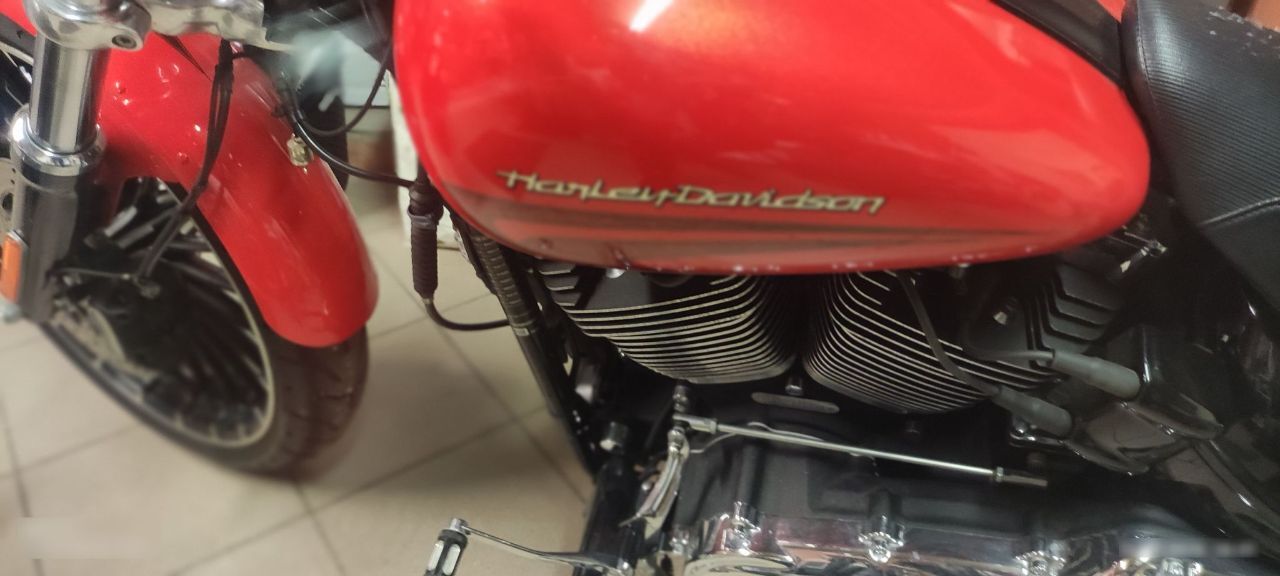 Photo HARLEY DAVIDSON 103