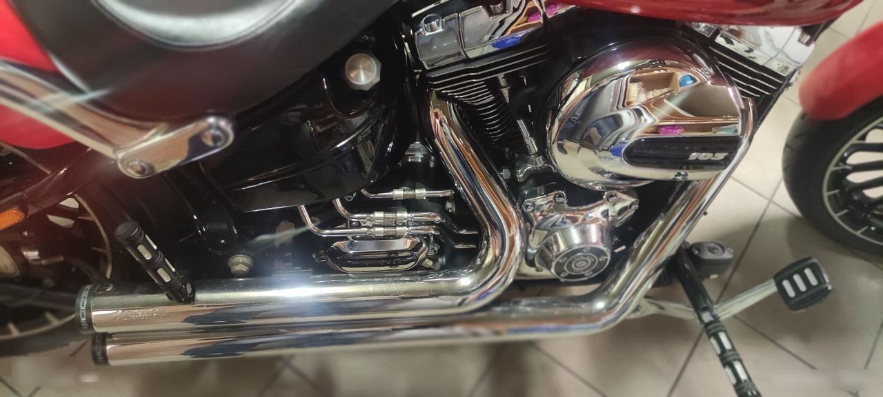 Photo HARLEY DAVIDSON 103