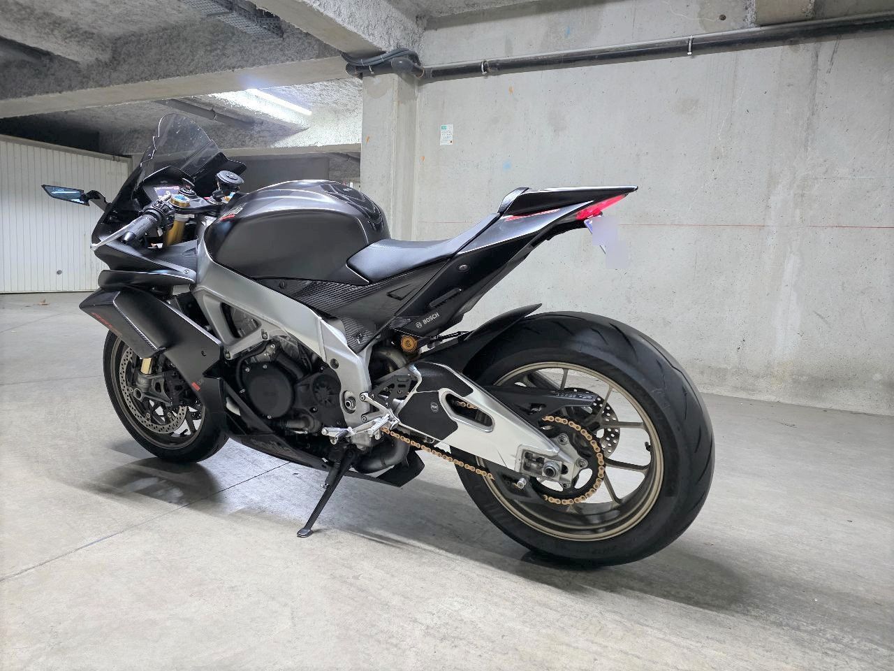 Photo APRILIA RSV4 1100 ABS