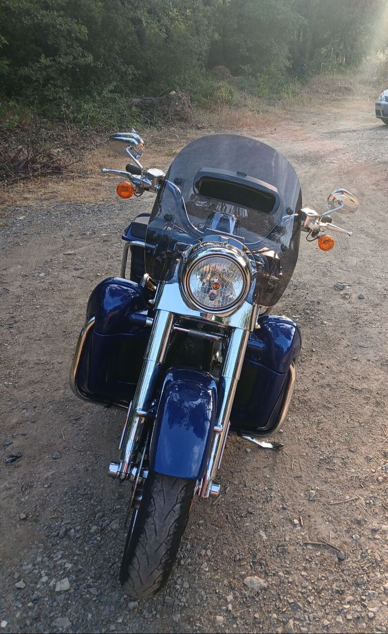 Photo HARLEY-DAVIDSON ROAD -