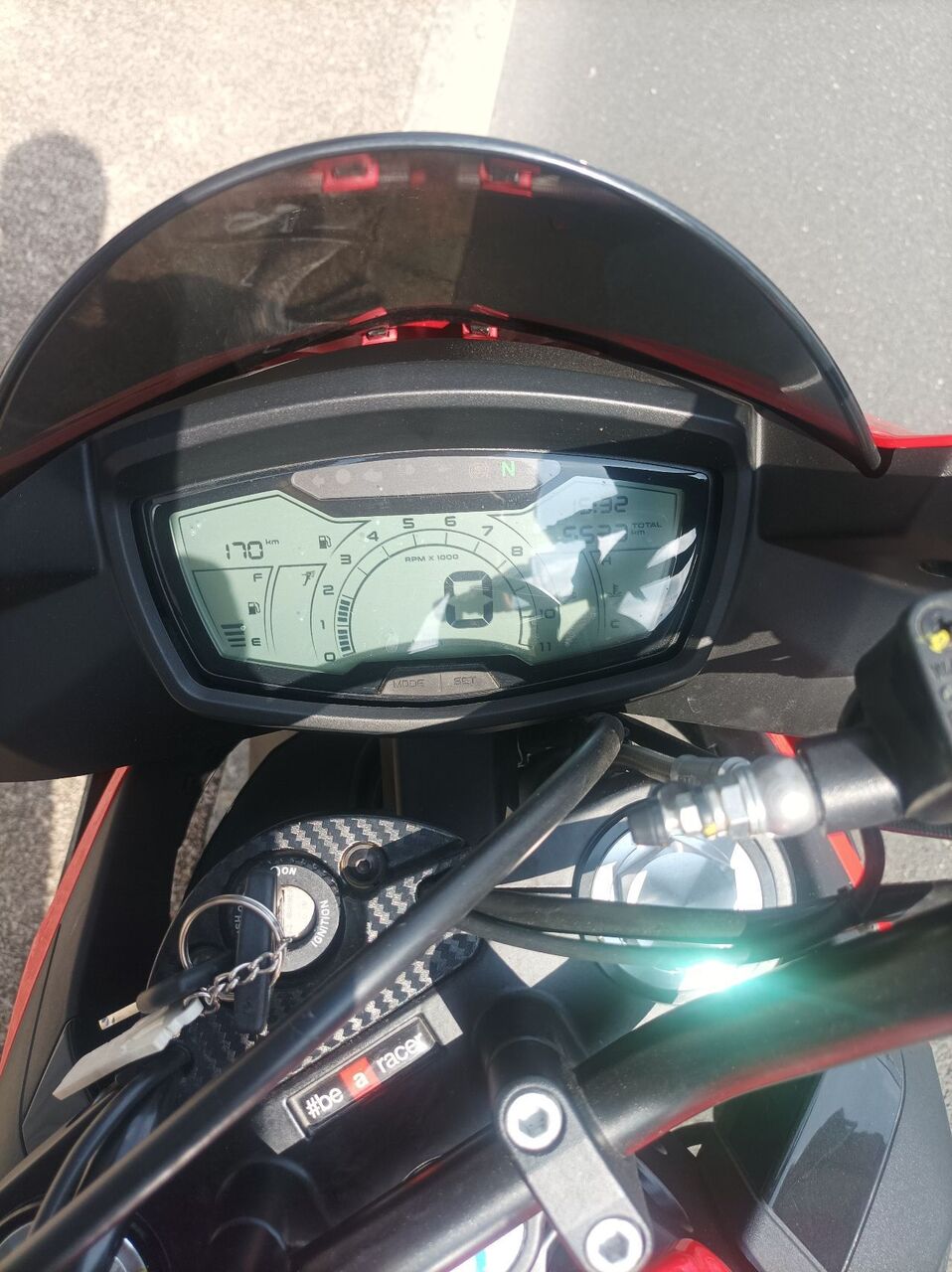 Photo APRILIA TUONO 125 ABS
