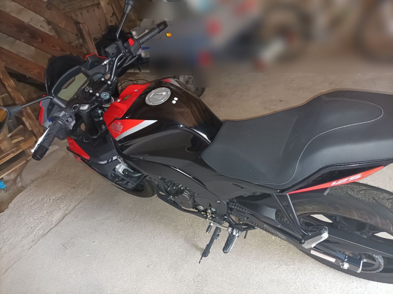 Photo APRILIA TUONO 125 ABS