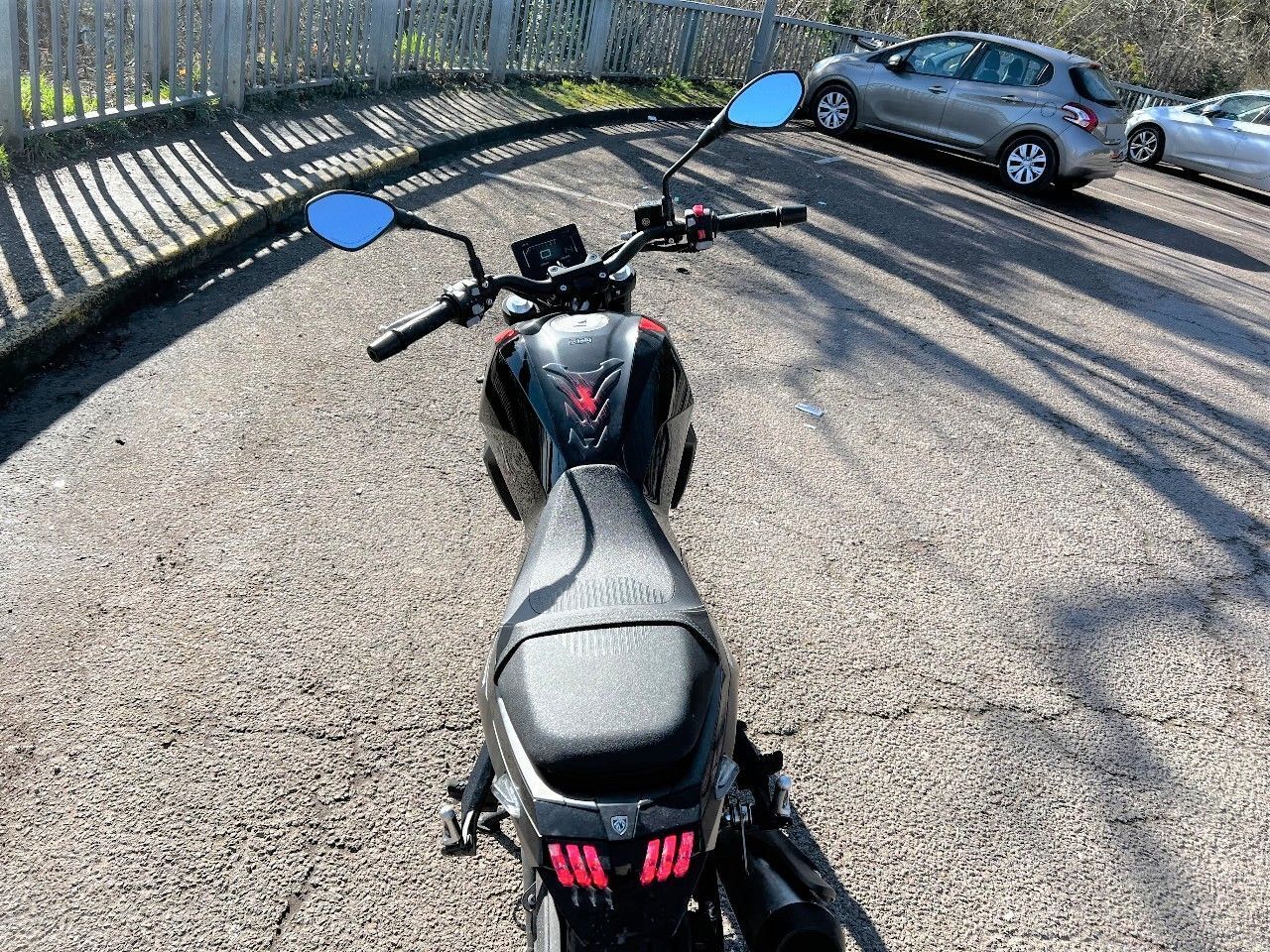 Photo PEUGEOT PM-01 125 ABS