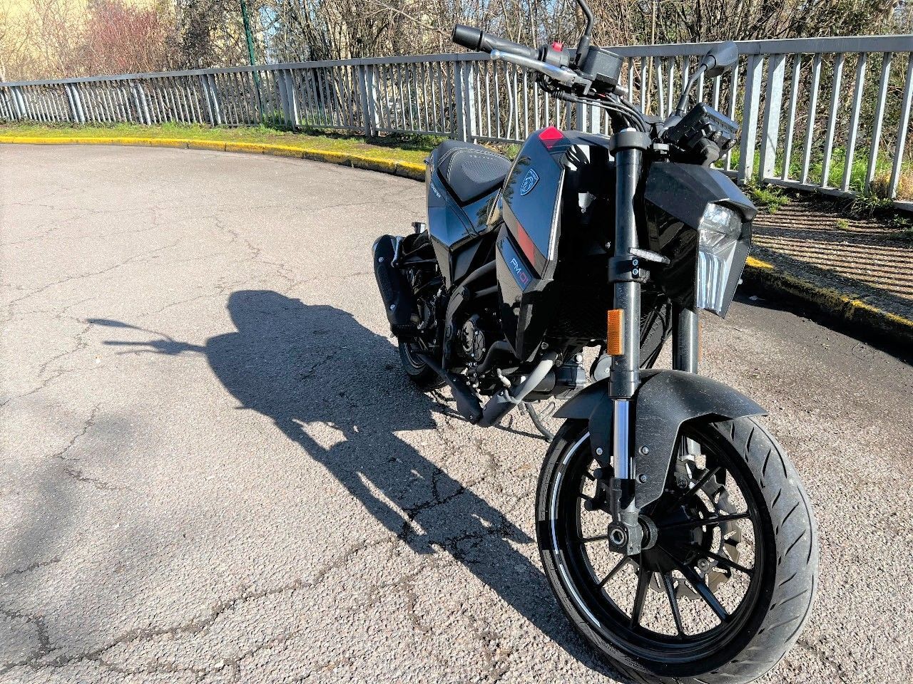 Photo PEUGEOT PM-01 125 ABS