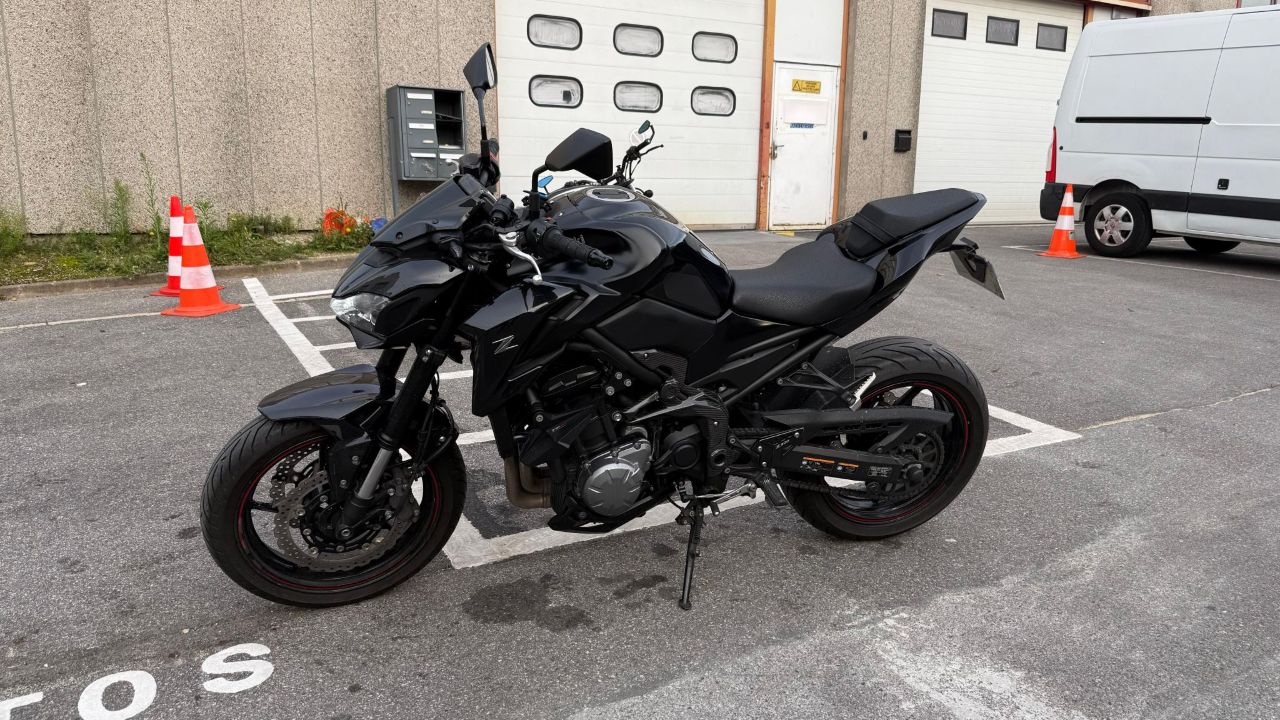 KAWASAKI Z900 ABS occasion Bonnie & Car