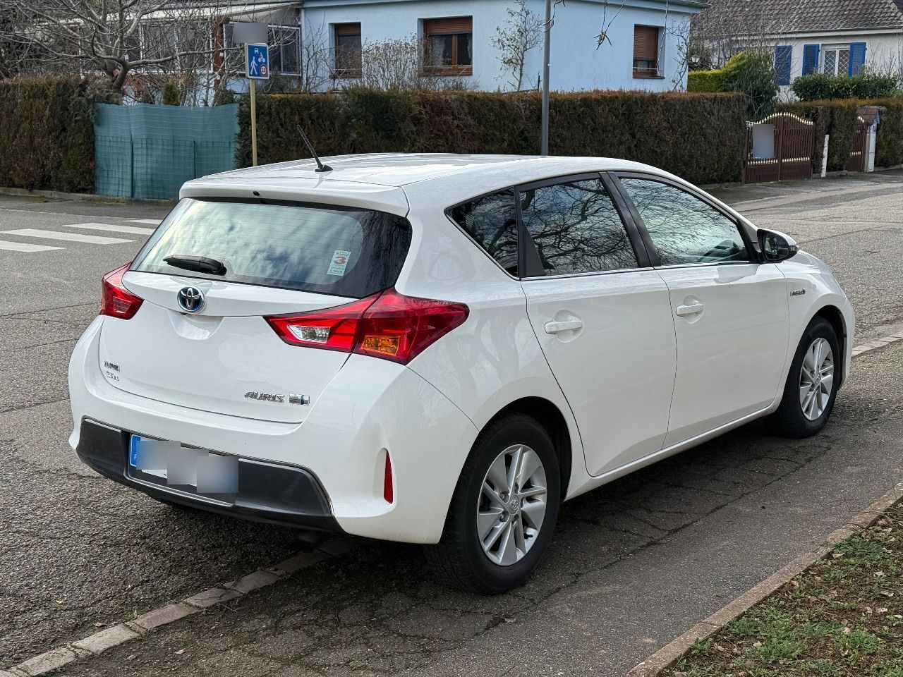 Photo TOYOTA AURIS 1.8 HSD