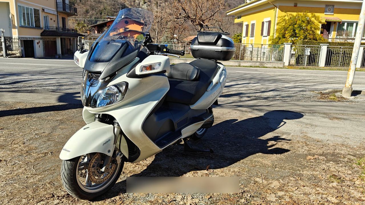 Photo SUZUKI BURGMAN 650 ABS