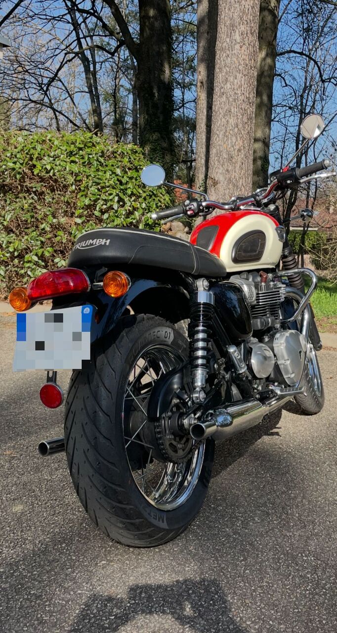 Photo TRIUMPH BONNEVILLE ABS