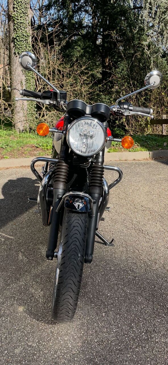 Photo TRIUMPH BONNEVILLE ABS