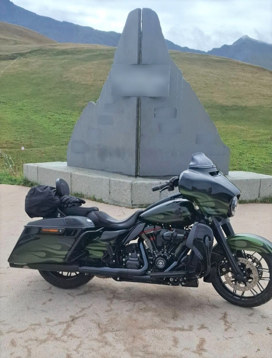 Photo HARLEY DAVIDSON CVO