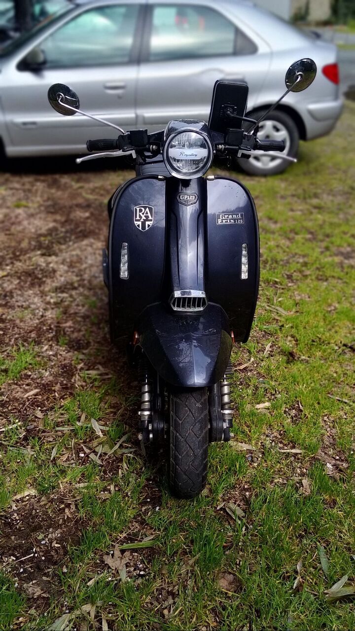 Photo ROYAL ALLOY 125 GP