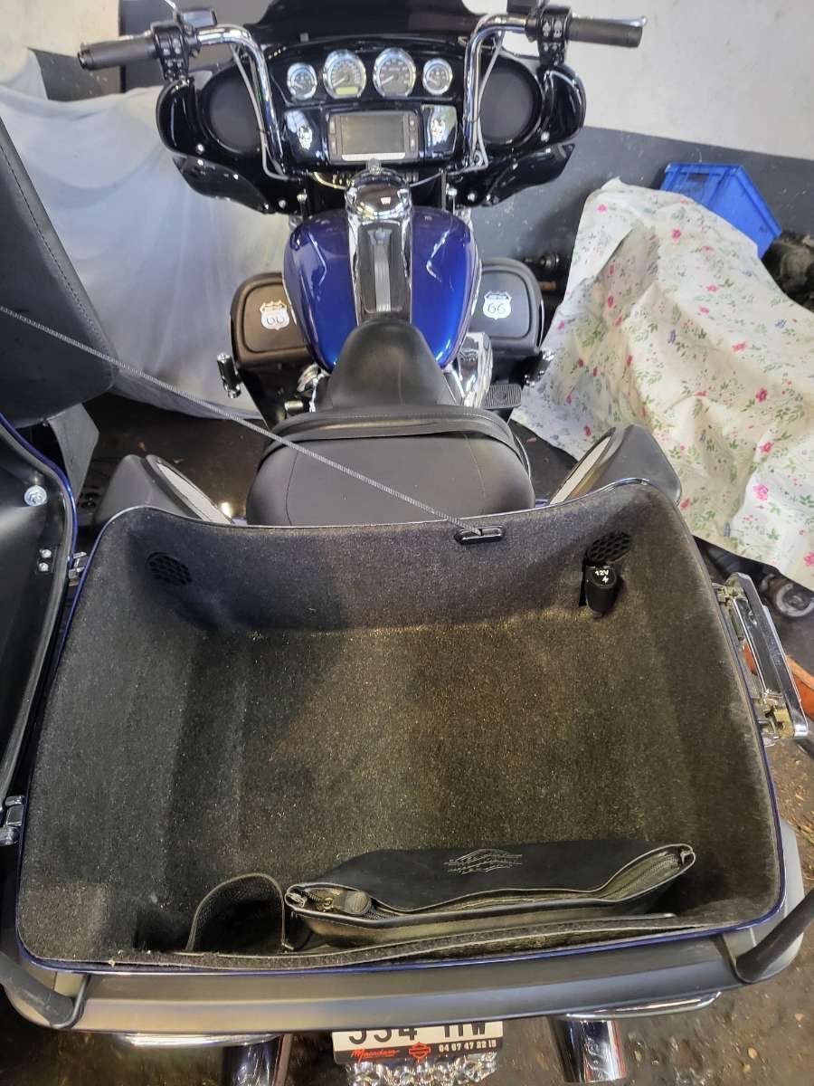 Photo HARLEY DAVIDSON GLIDE