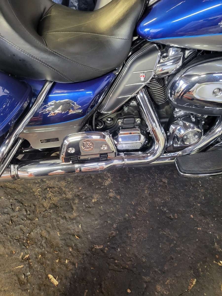 Photo HARLEY DAVIDSON GLIDE