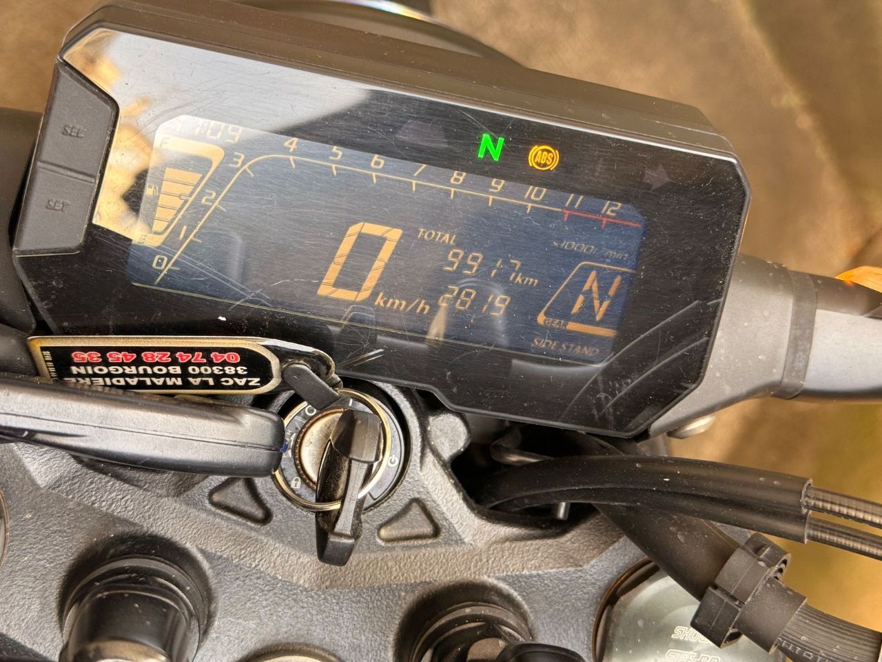 Photo HONDA CB 125 R ABS