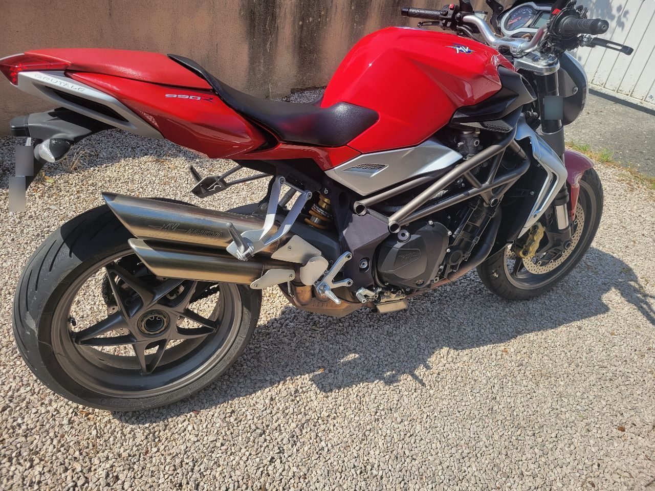 Photo MV AGUSTA BRUTALE 990