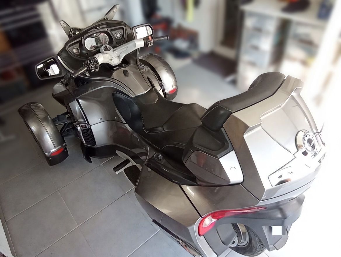 Photo CAN AM SPYDER 1000 RT