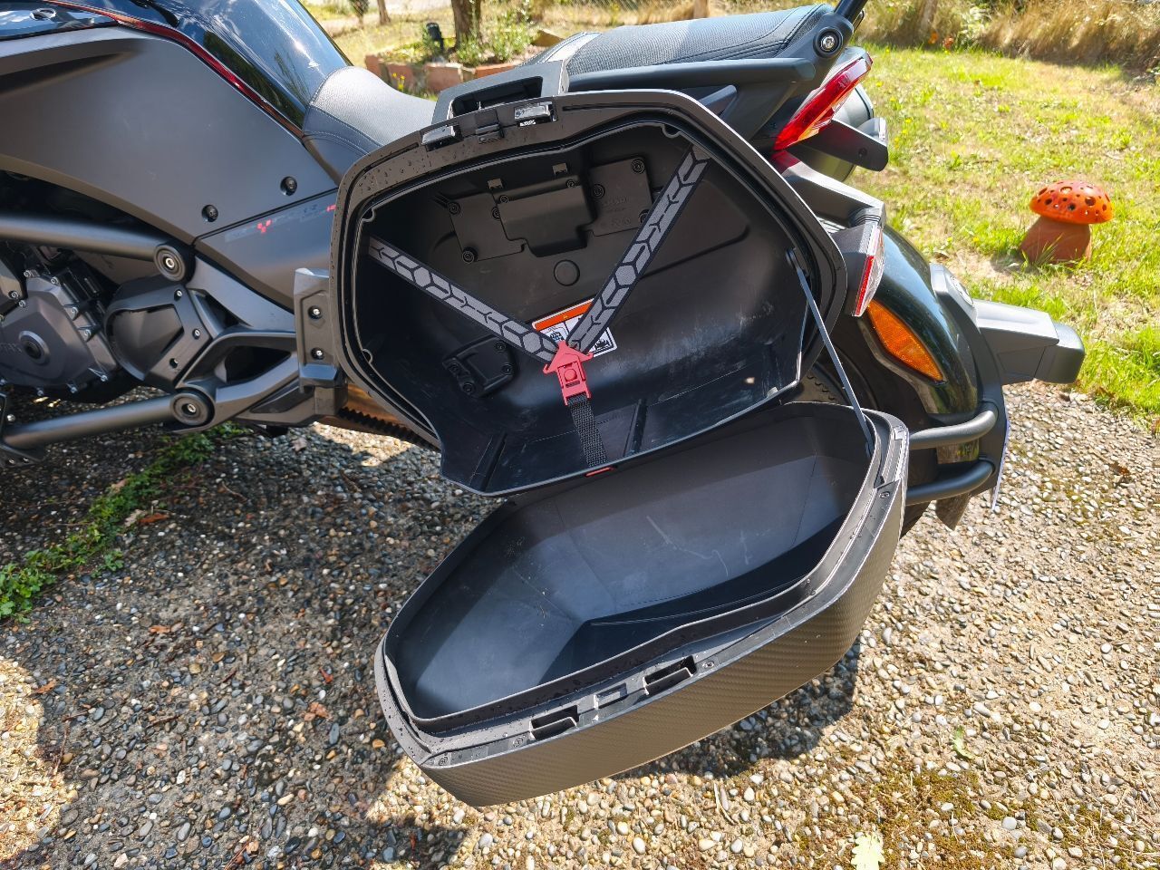 Photo CAN AM SPYDER F3S 1330