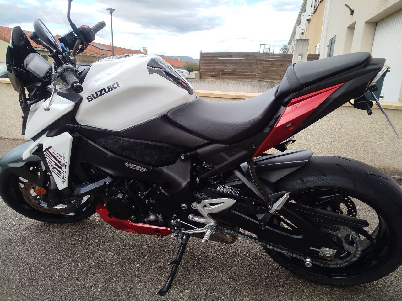 Photo SUZUKI GSXS 950