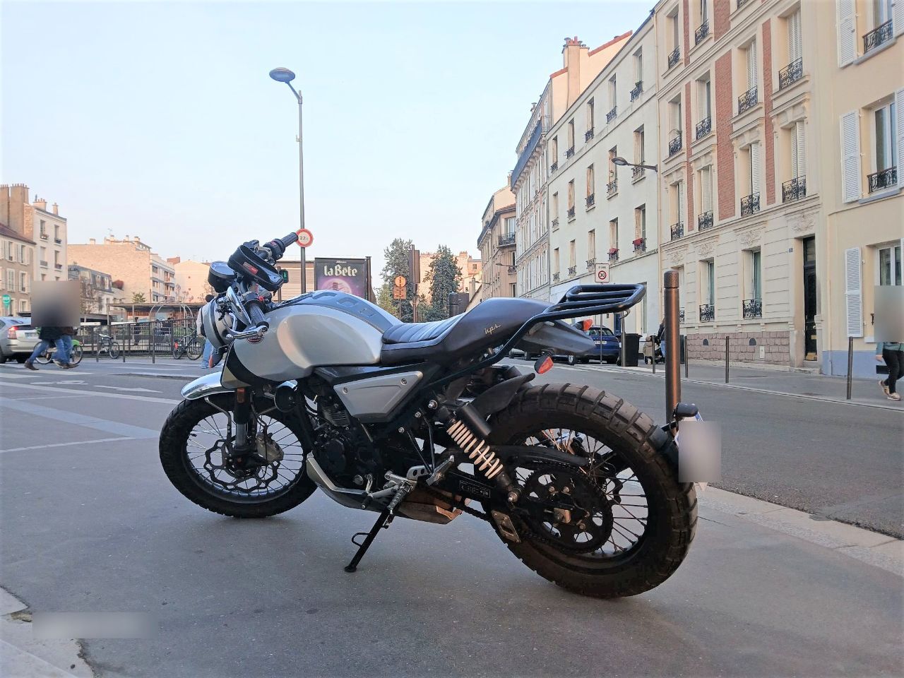 Photo FB MONDIAL 125