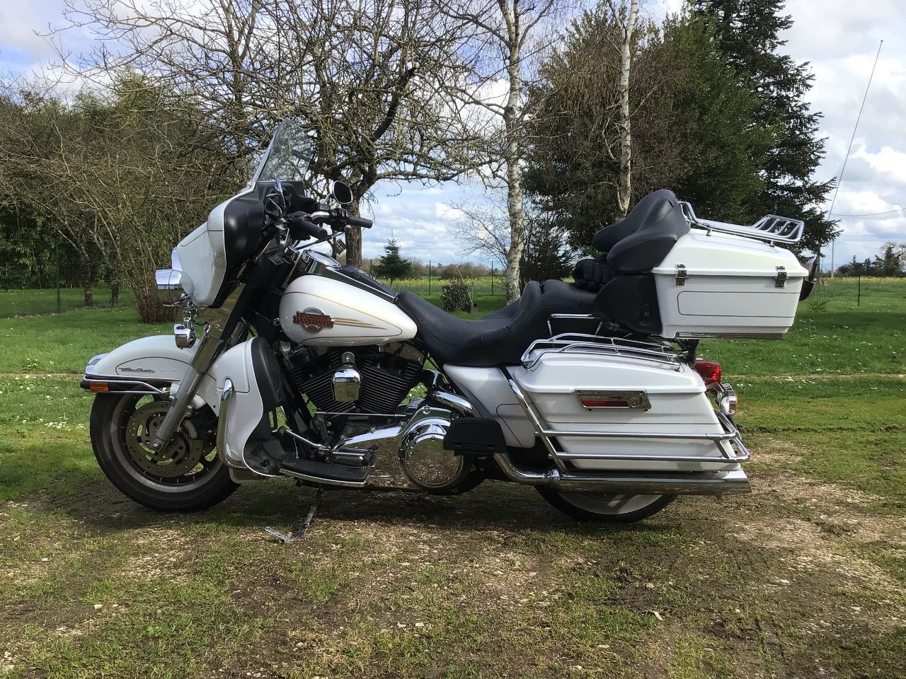 Photo HARLEY DAVIDSON GLIDE