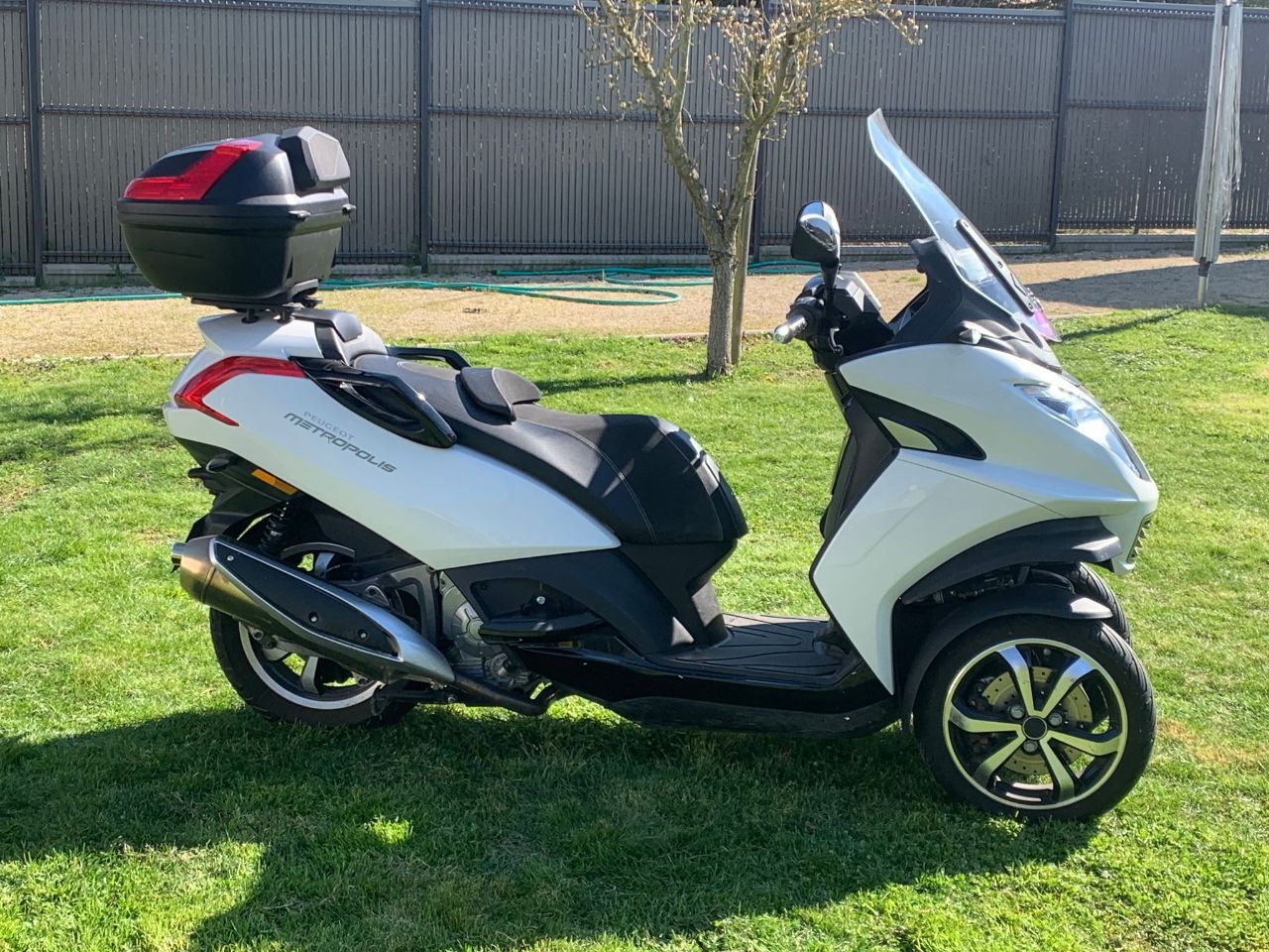 Photo PEUGEOT METROPOLIS