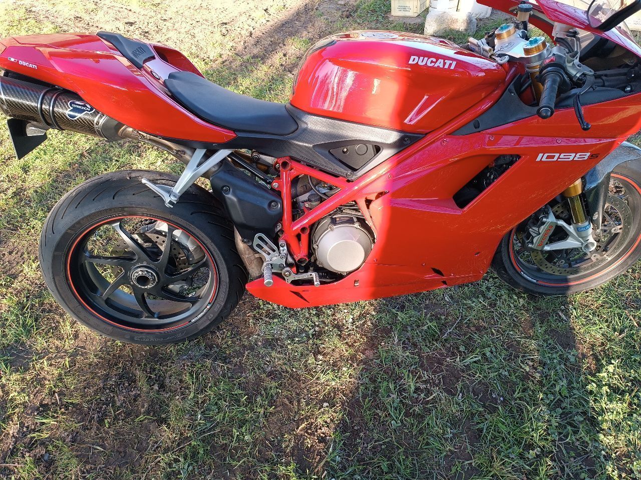 Photo DUCATI 1098