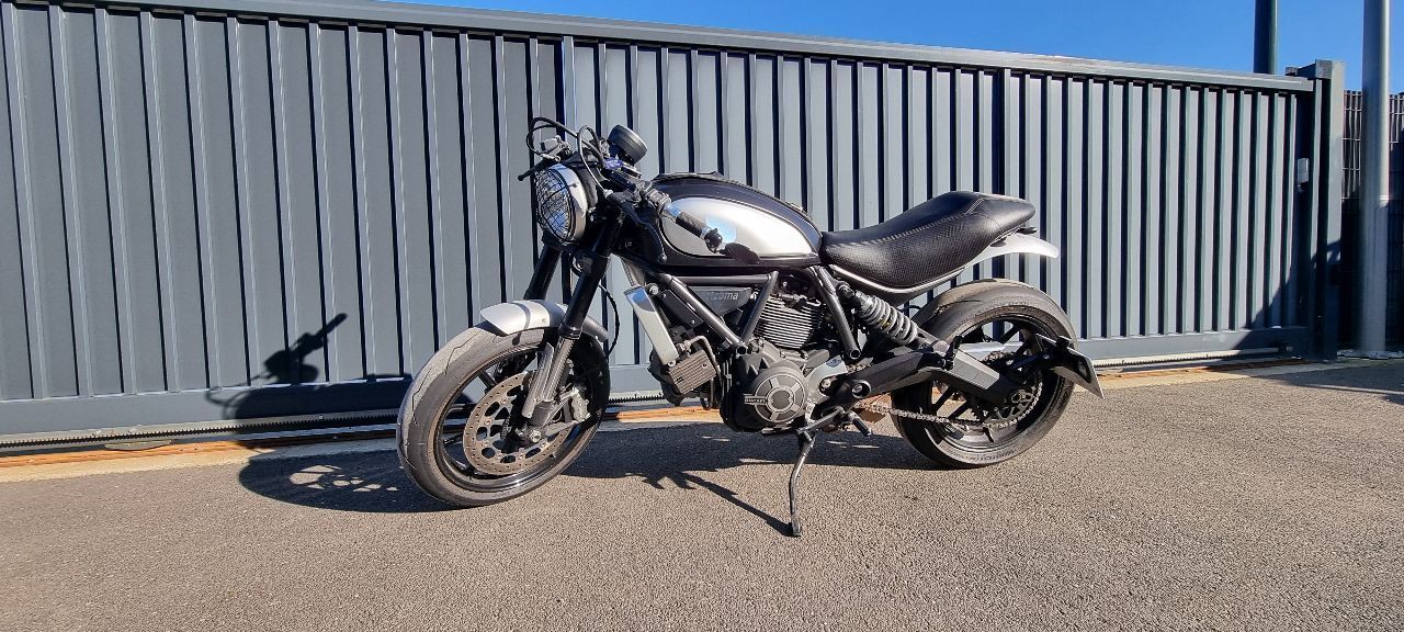 Photo DUCATI SCRAMBLER