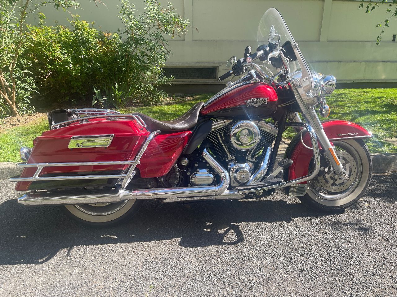 Photo HARLEY DAVIDSON FLH