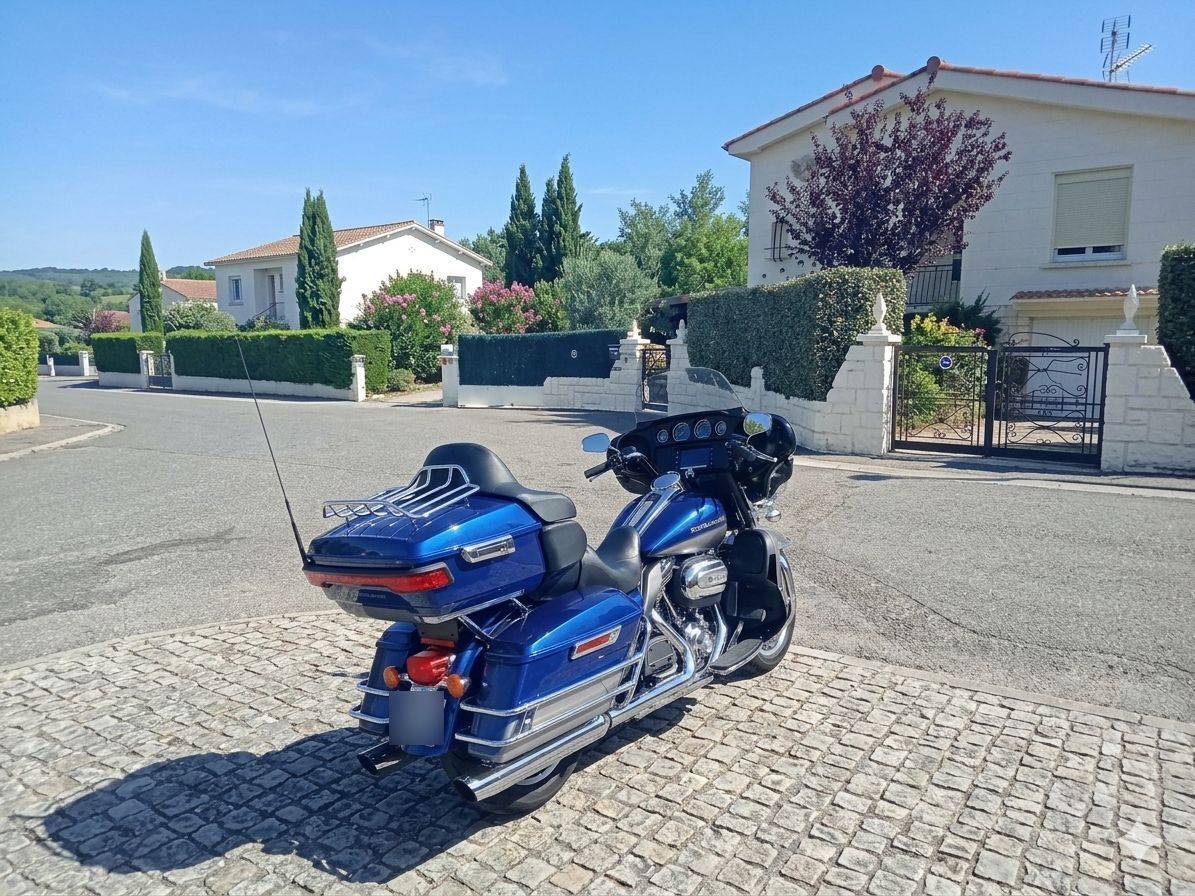 Photo HARLEY DAVIDSON GLIDE