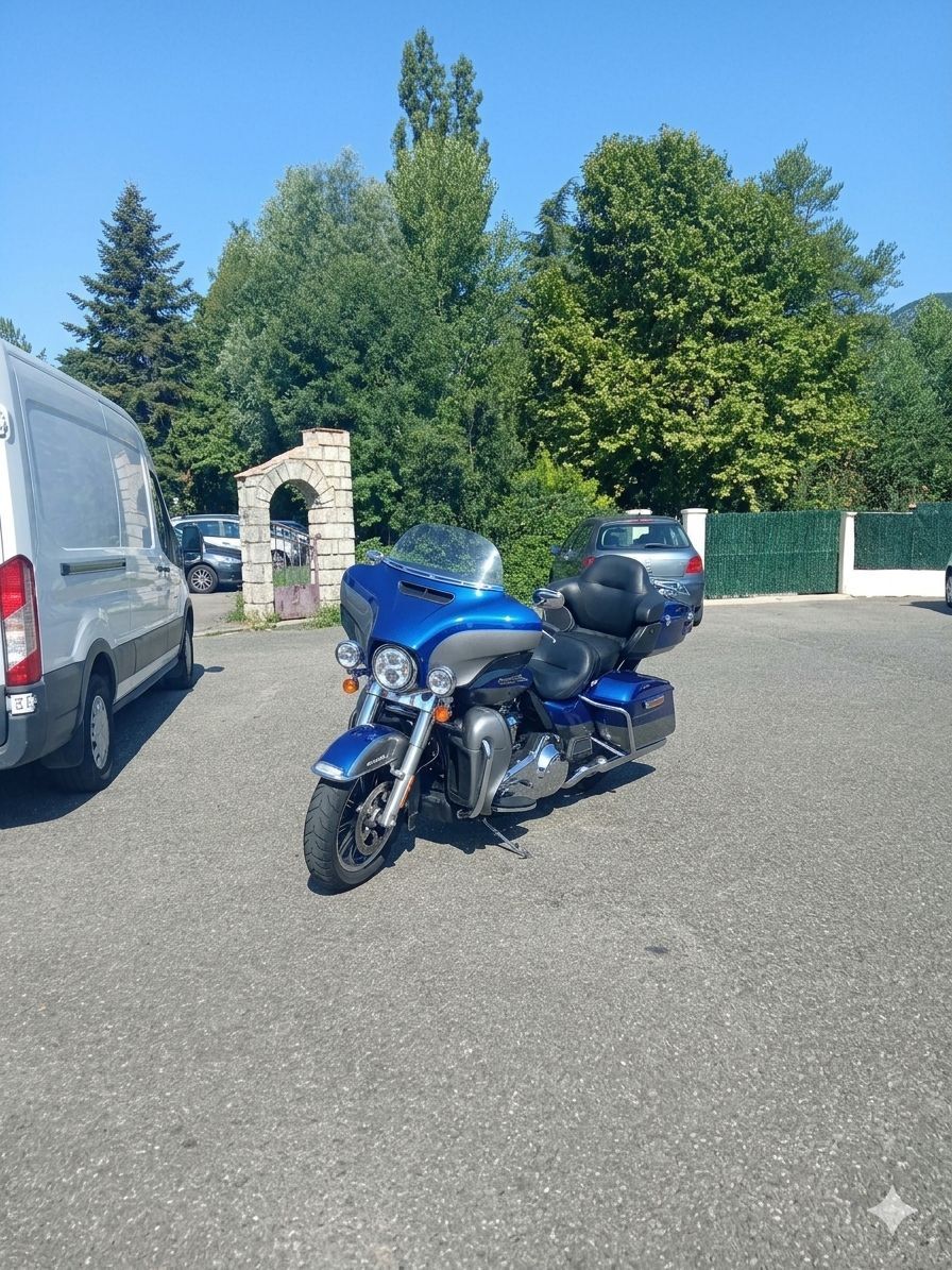 Photo HARLEY DAVIDSON GLIDE