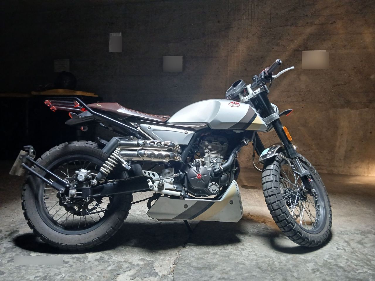 Photo FB MONDIAL 125