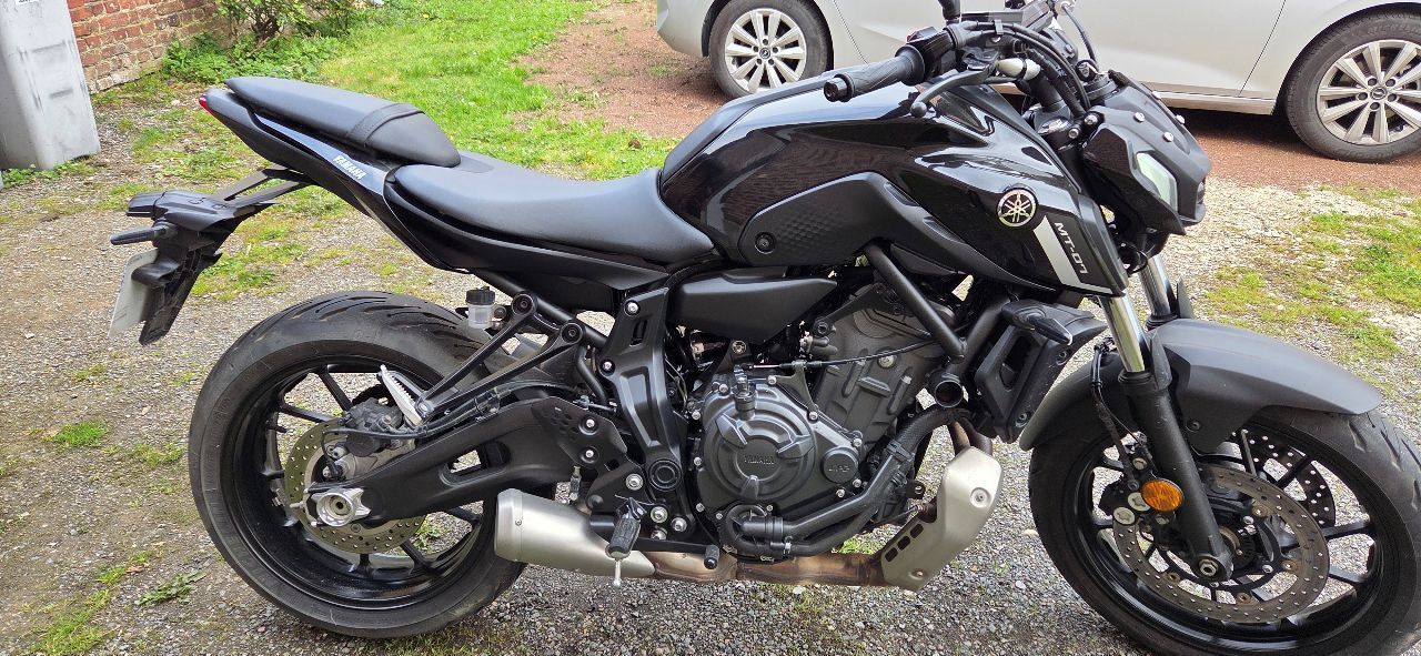 Photo YAMAHA MT