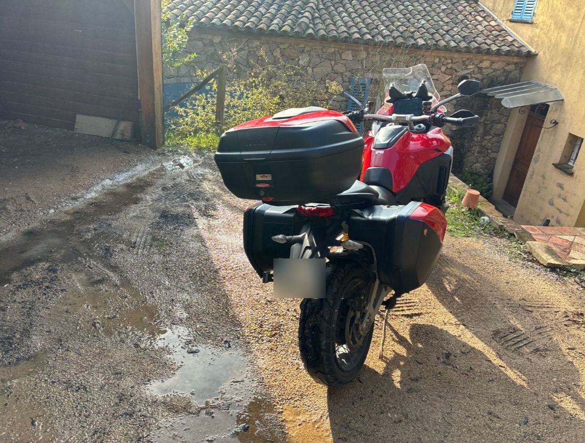 Photo DUCATI MULTISTRADA V4