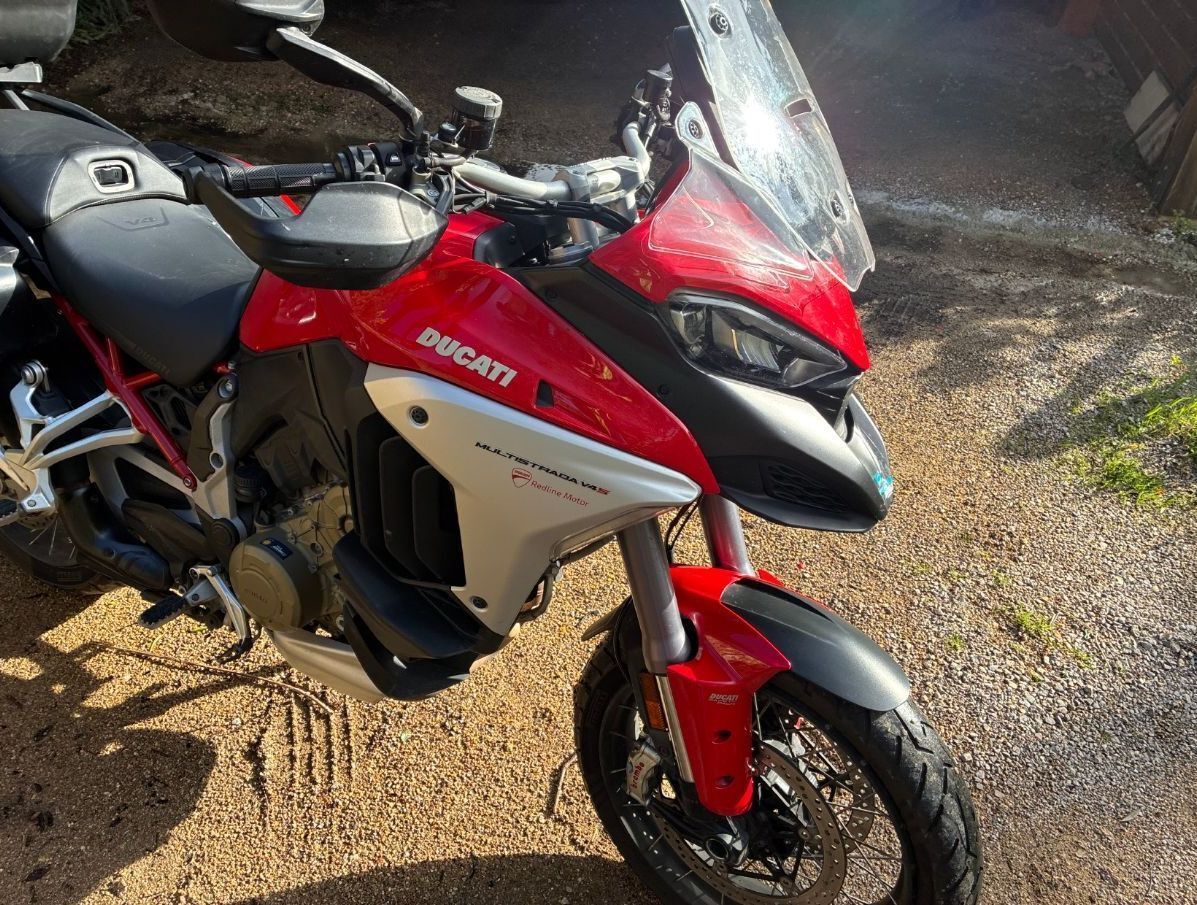 Photo DUCATI MULTISTRADA V4