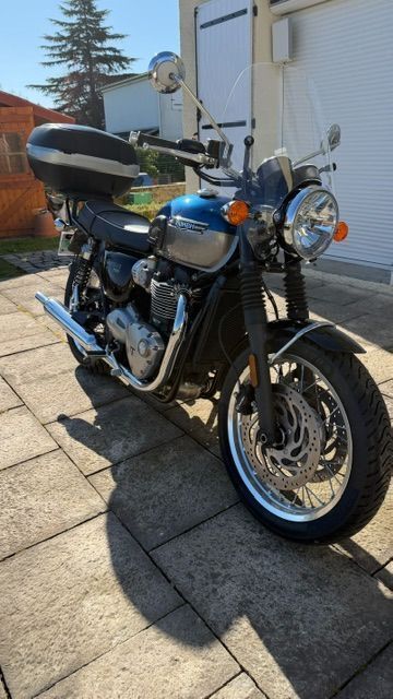 Photo TRIUMPH BONNEVILLE