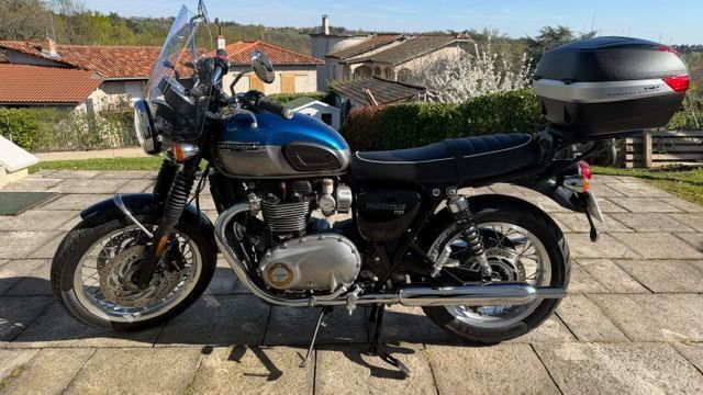 Photo TRIUMPH BONNEVILLE