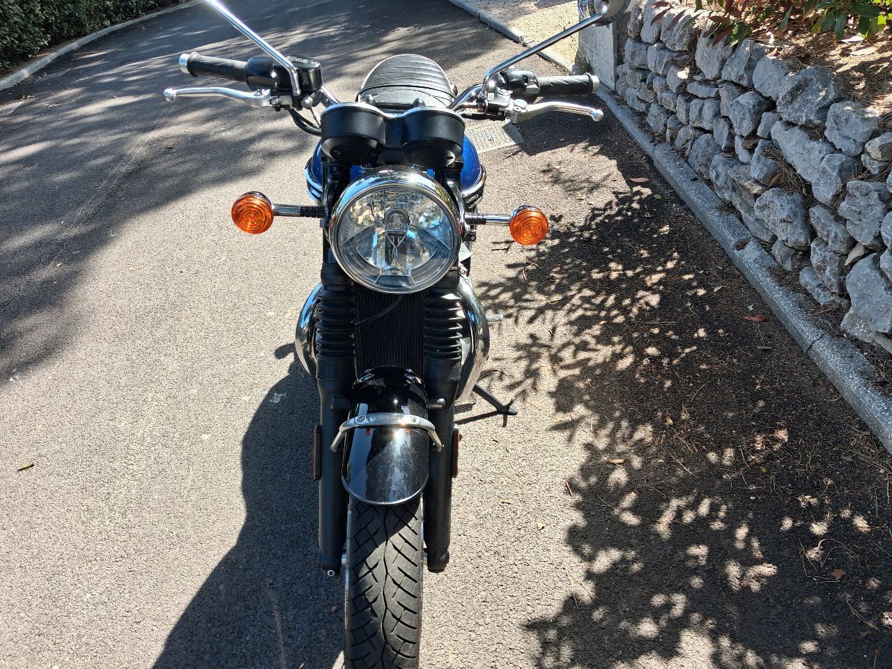 Photo TRIUMPH BONNEVILLE