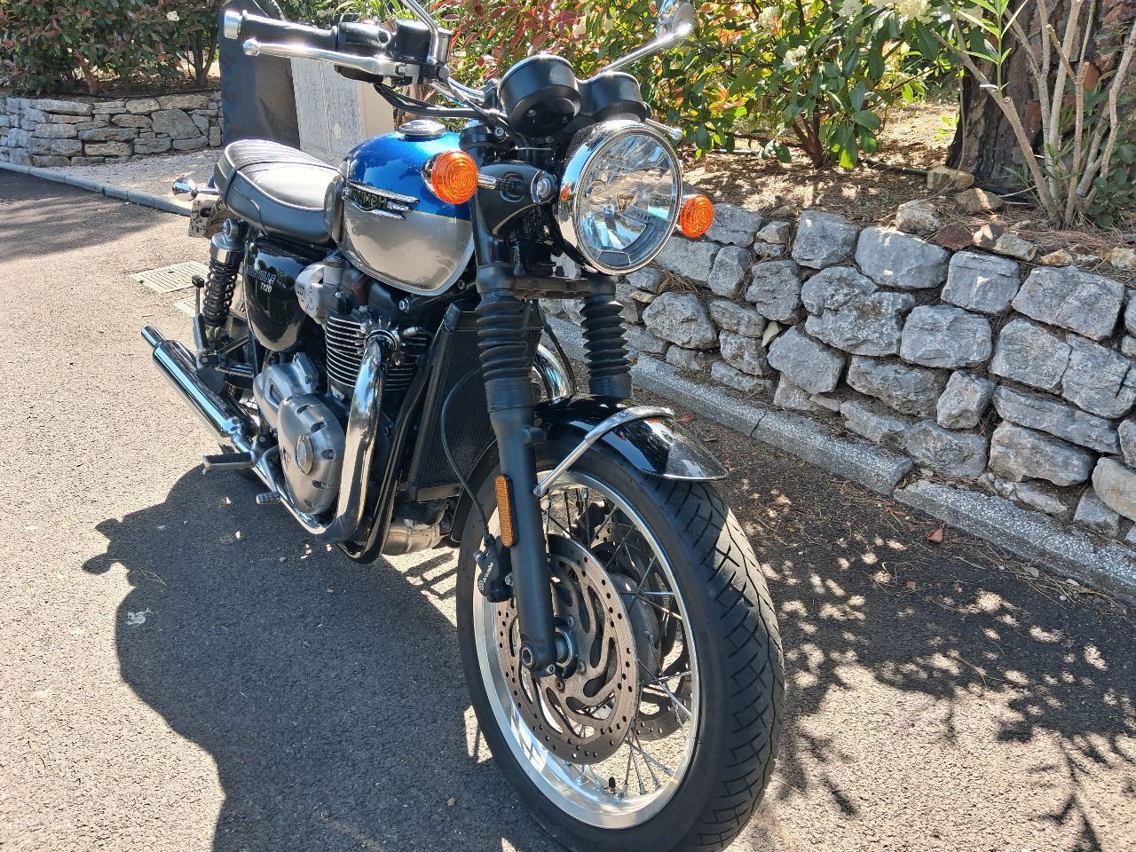 Photo TRIUMPH BONNEVILLE