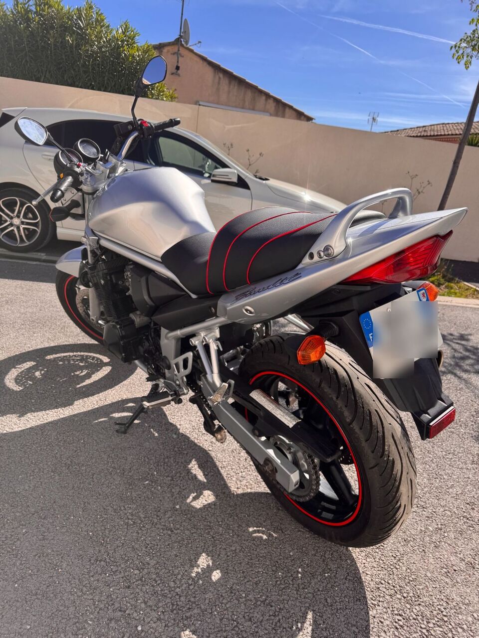 Photo SUZUKI BANDIT 650