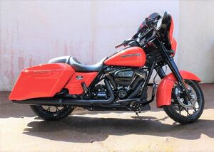 HARLEY DAVIDSON STREET GLIDE