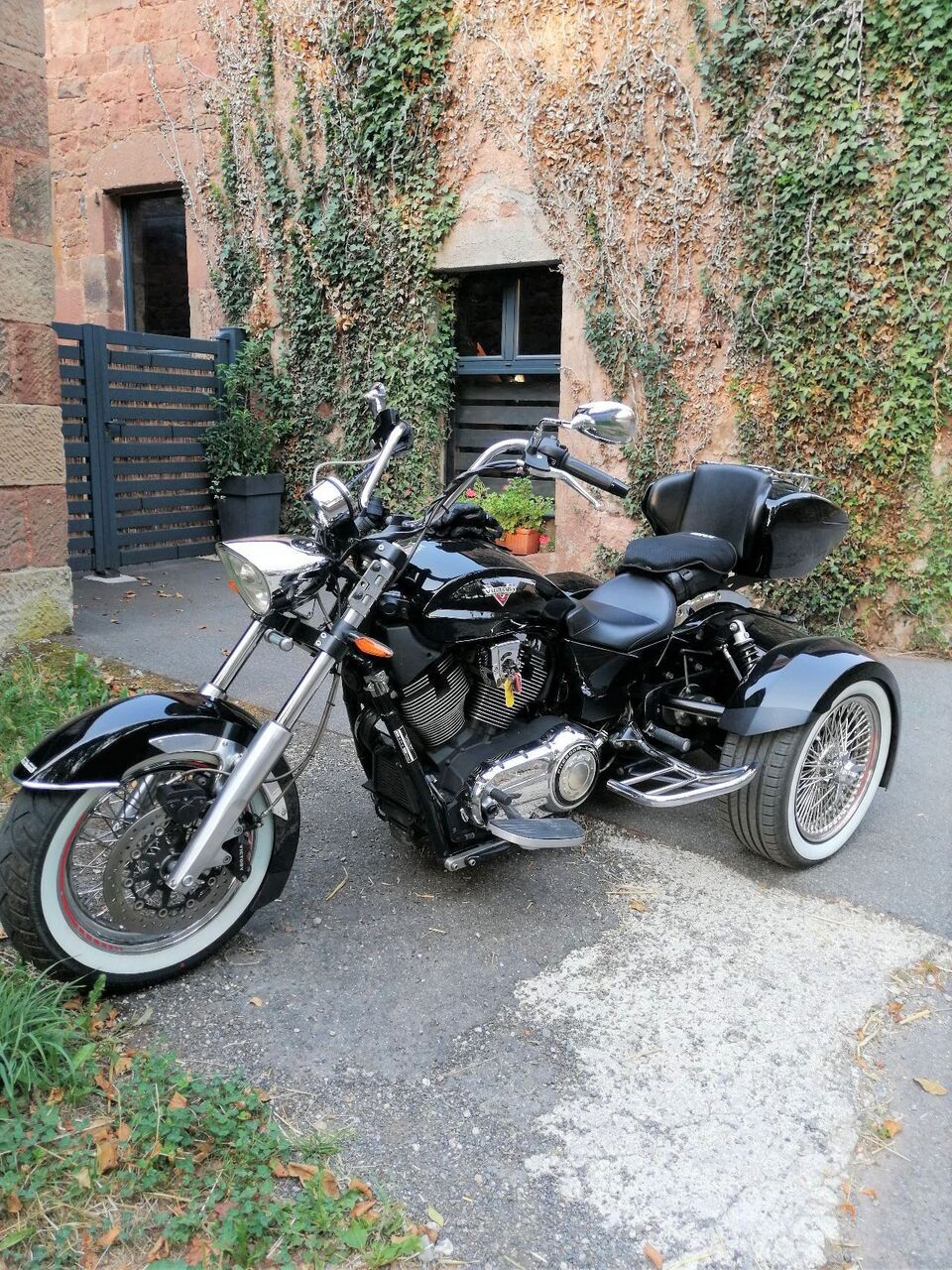 Photo VICTORY EML 1750