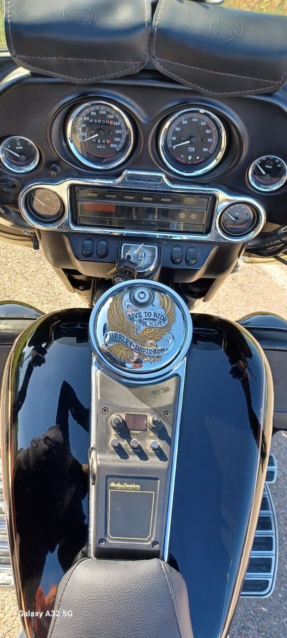 Photo HARLEY DAVIDSON GLIDE