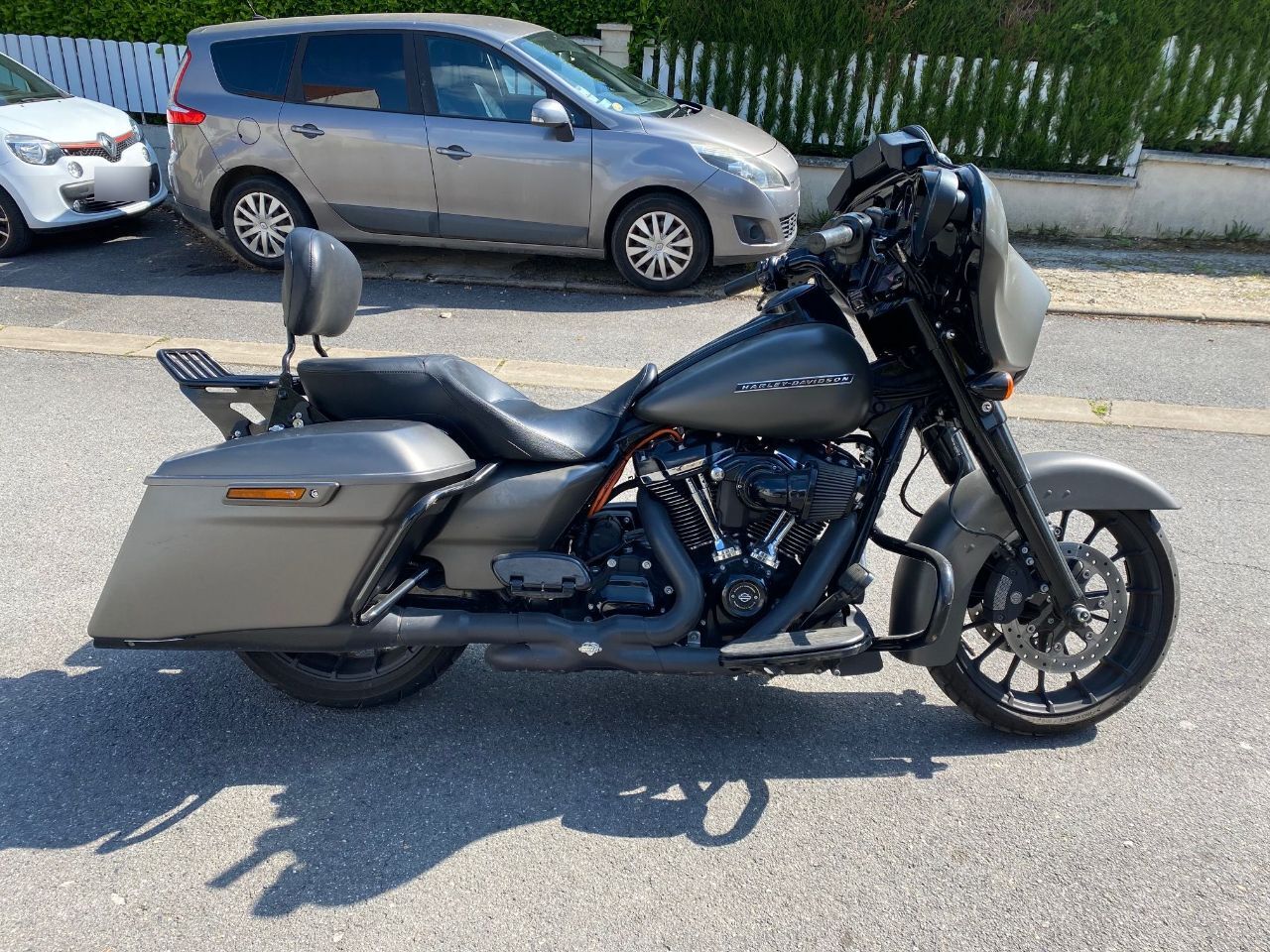 Photo HARLEY DAVIDSON STREET