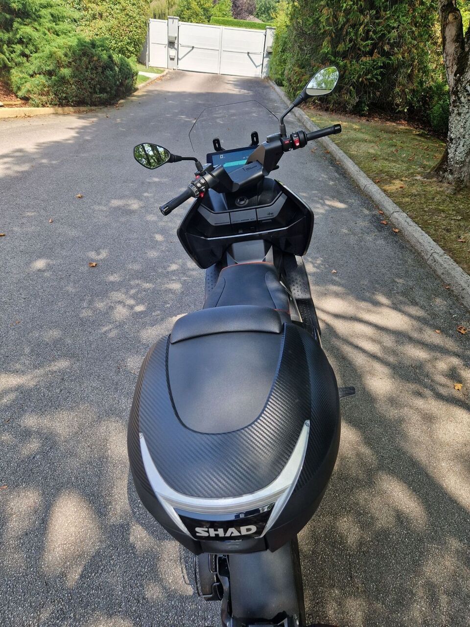 Photo BMW CE 04