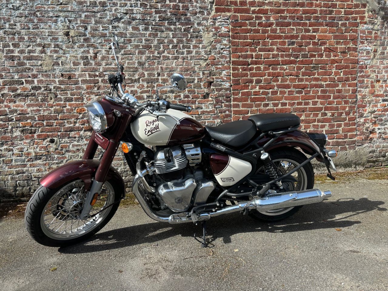 Photo ROYAL ENFIELD CLASSIC