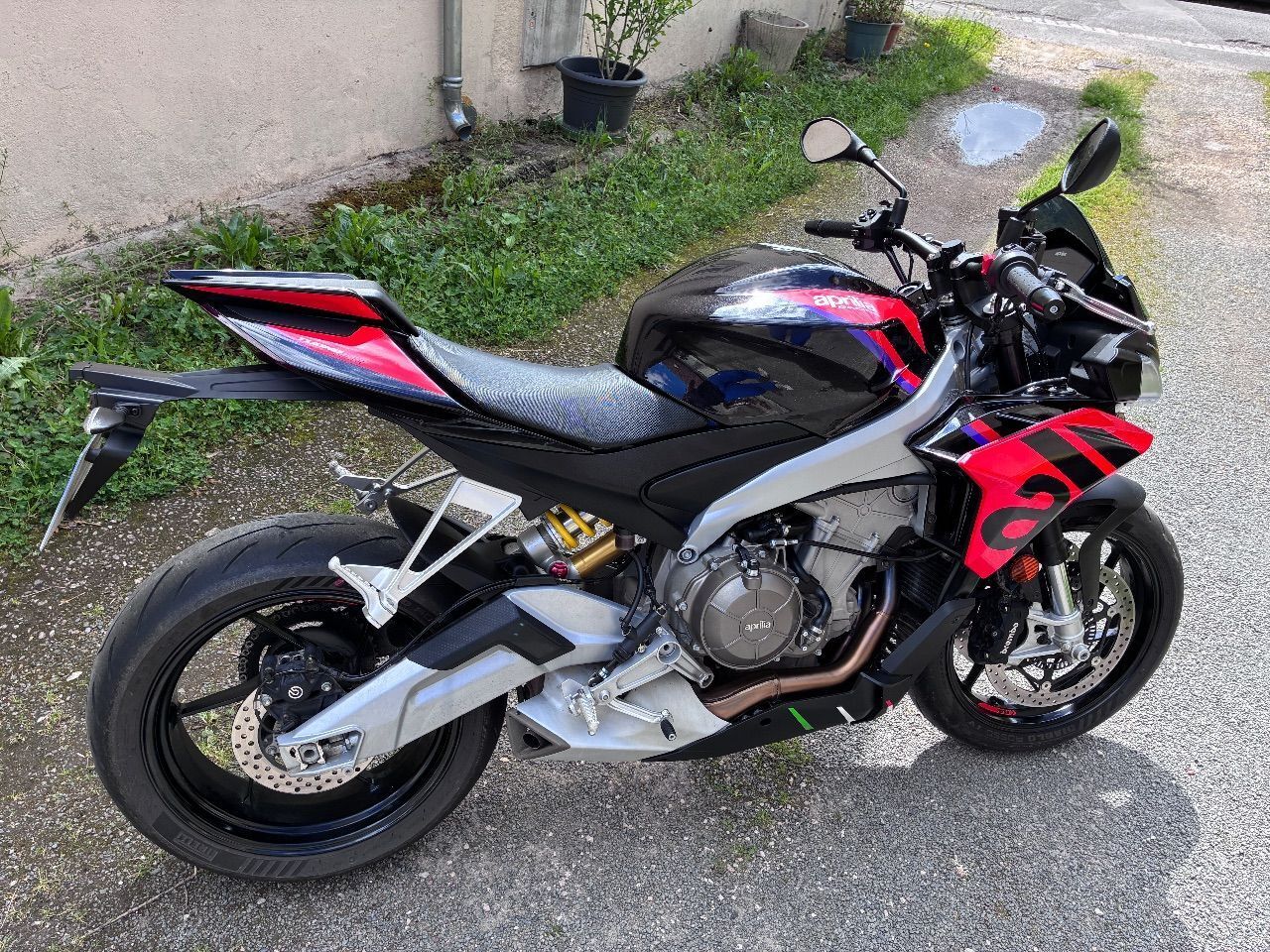 Photo APRILIA TUONO 660