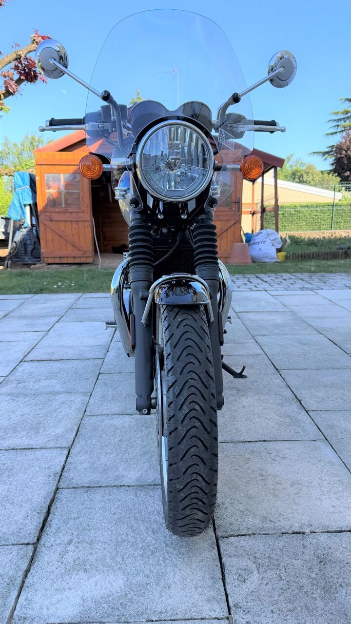 Photo TRIUMPH BONNEVILLE