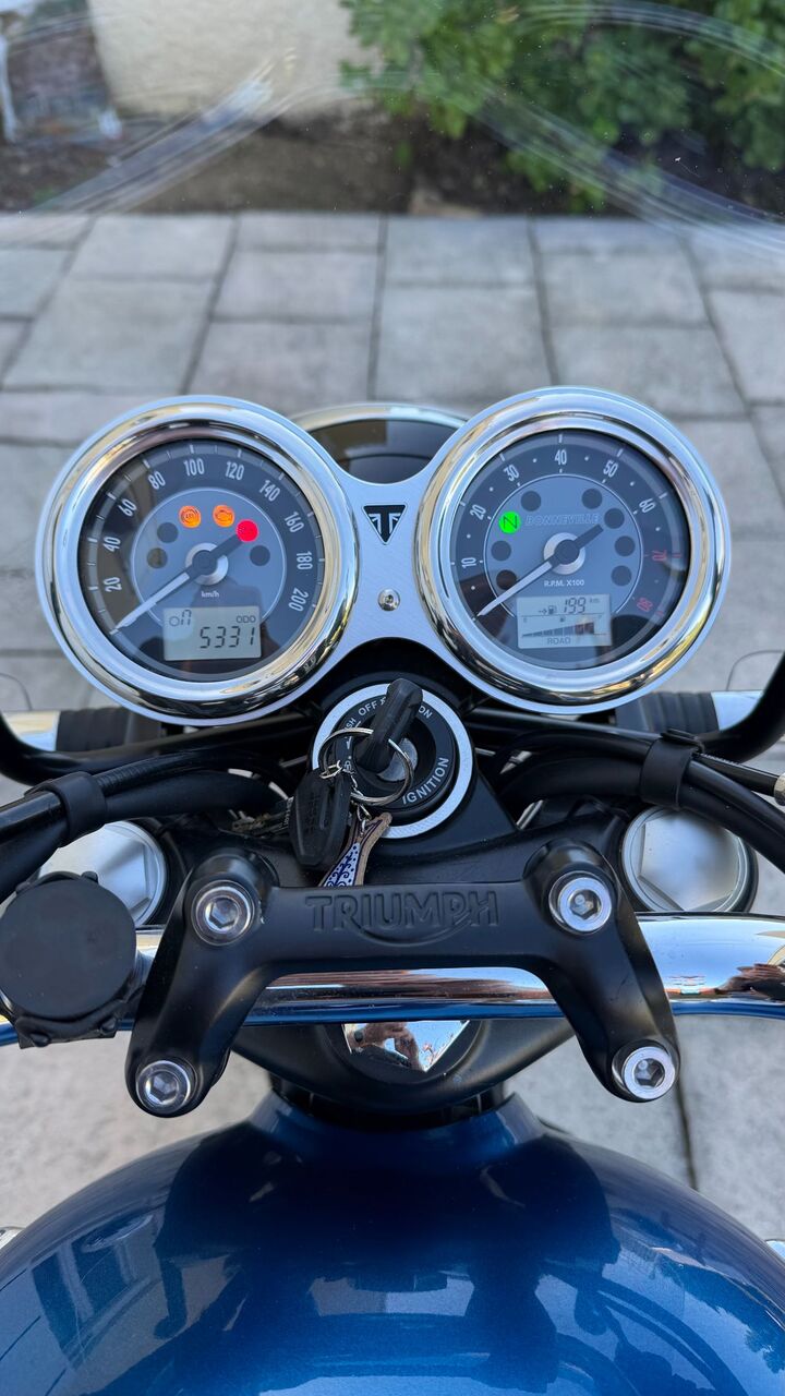 Photo TRIUMPH BONNEVILLE